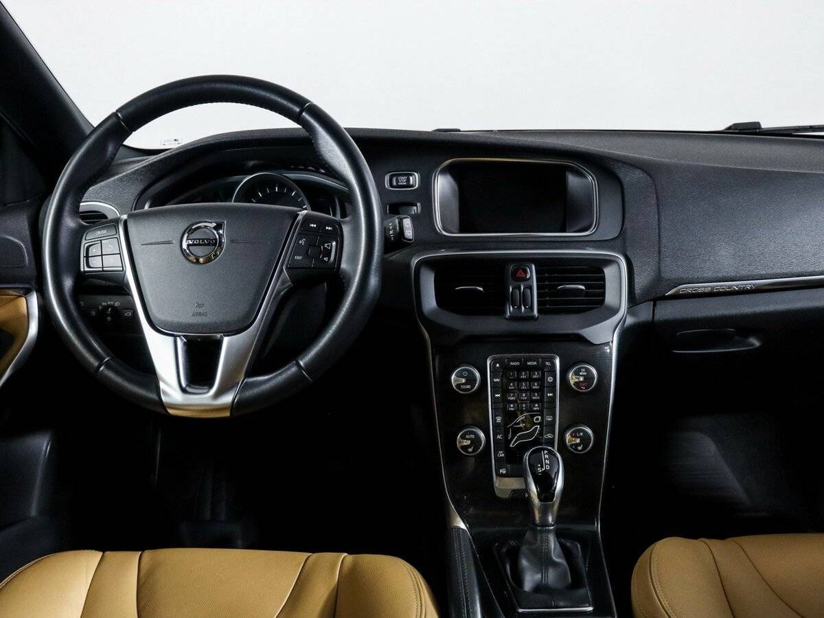Купить Volvo V40 Cross Country, 2018, 79 200 км, фото №12