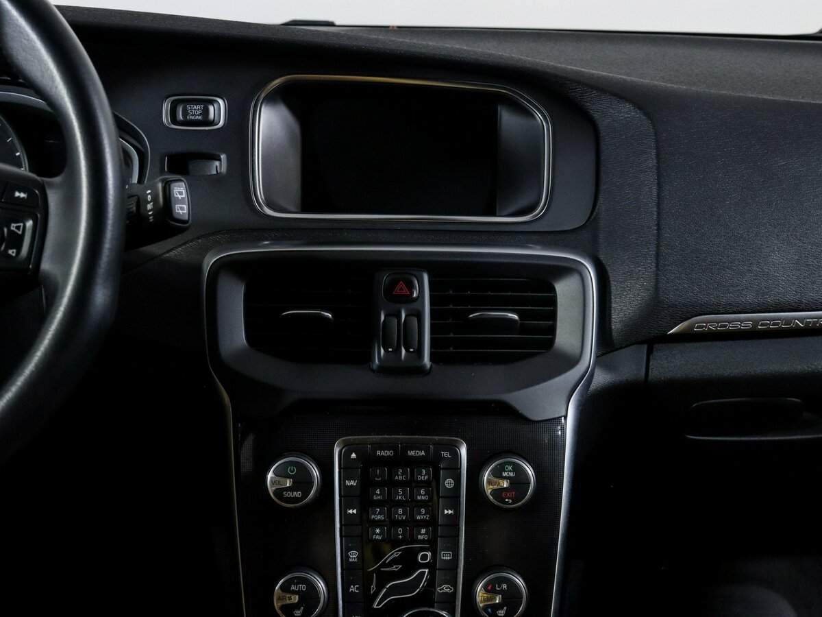 Купить Volvo V40 Cross Country, 2018, 79 200 км, фото №13