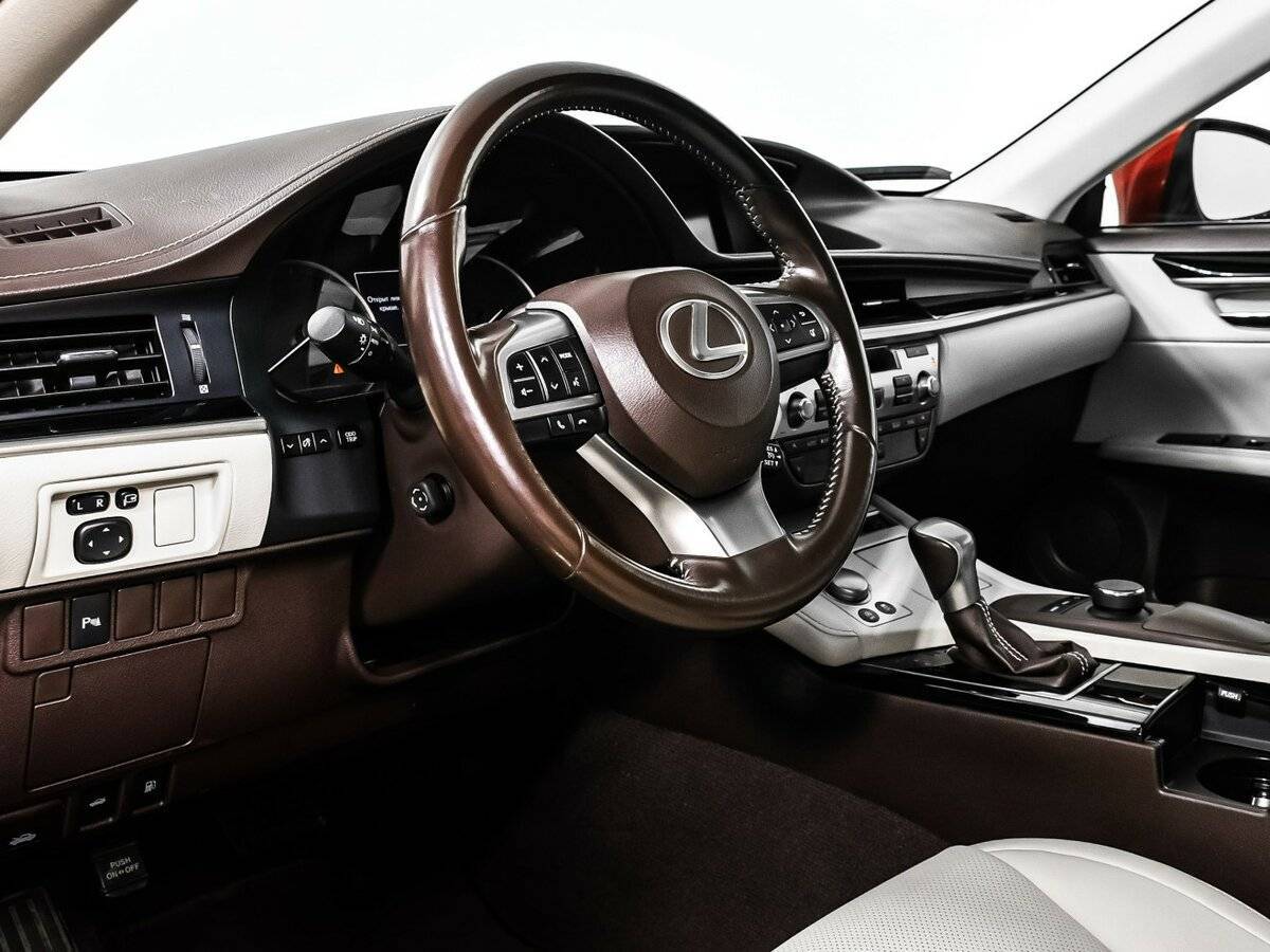 Купить Lexus ES 200, 2016, 114 937 км, фото №12