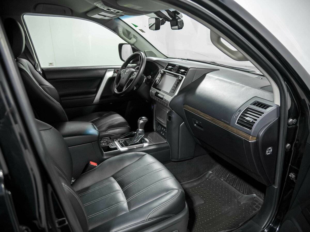 Купить Toyota Land Cruiser Prado, 2017, 296 680 км, фото №24