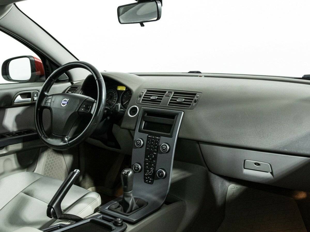 Купить Volvo S40, 2011, 191 100 км, фото №9