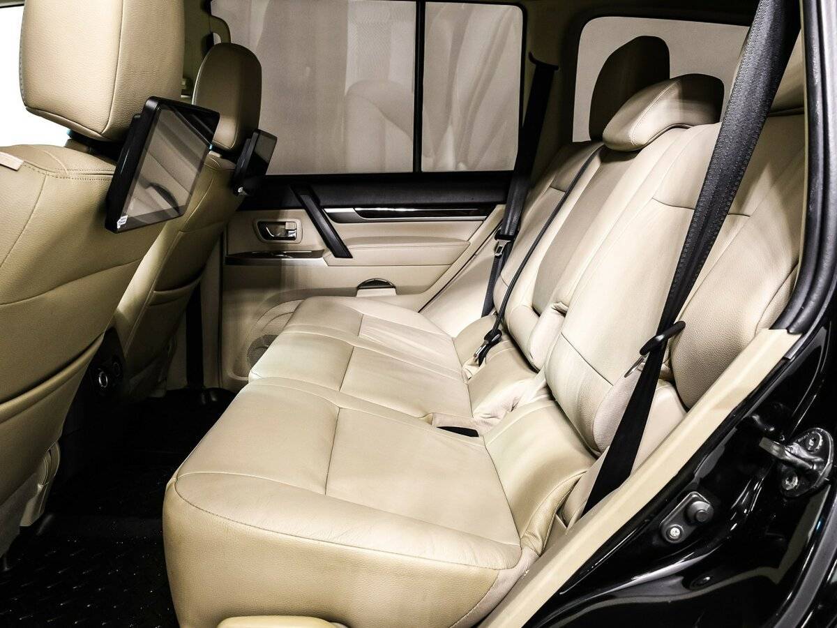 Купить Mitsubishi Pajero, 2017, 70 500 км, фото №12