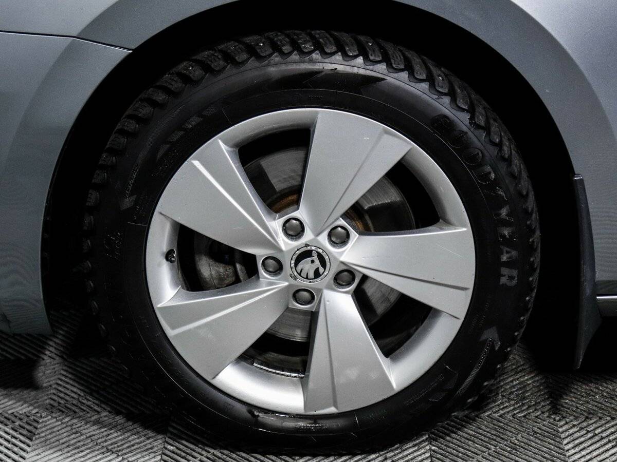 Купить Skoda Superb, 2017, 131 570 км, фото №12