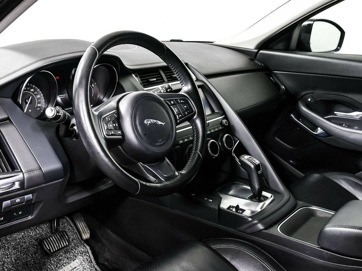 Купить Jaguar E-Pace, 2018, 48 897 км, фото №12