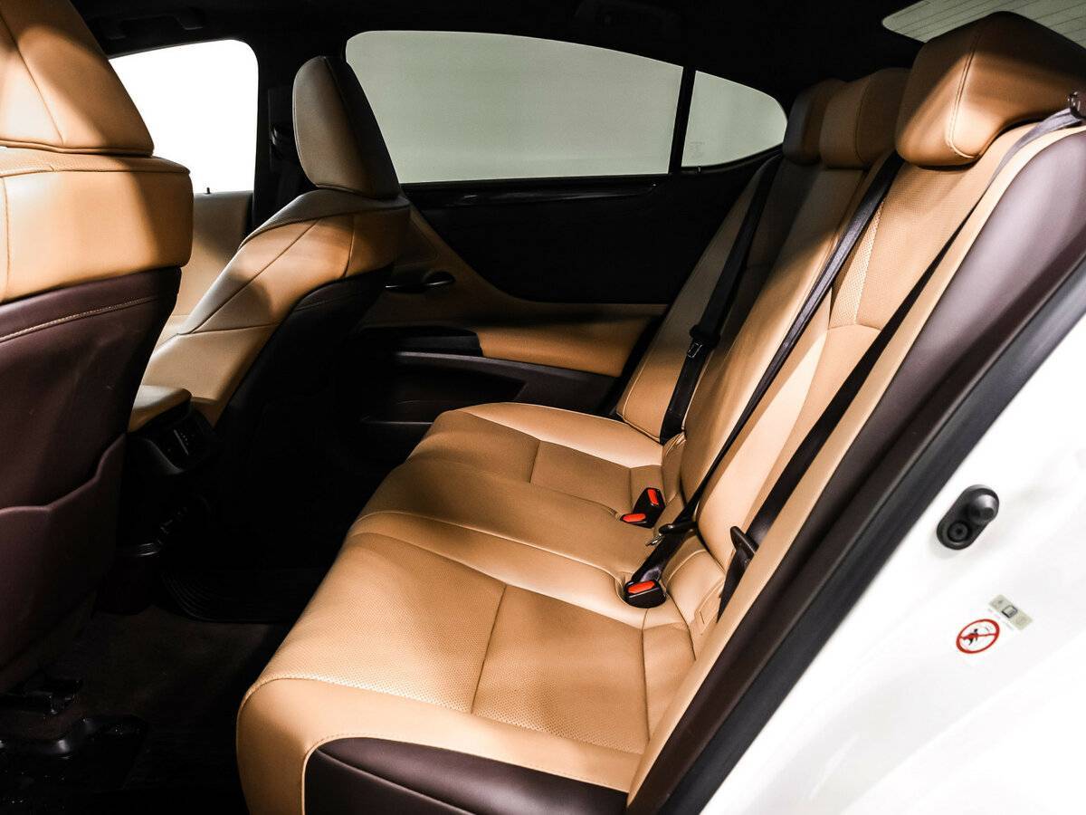 Купить Lexus ES 250, 2019, 62 321 км, фото №13