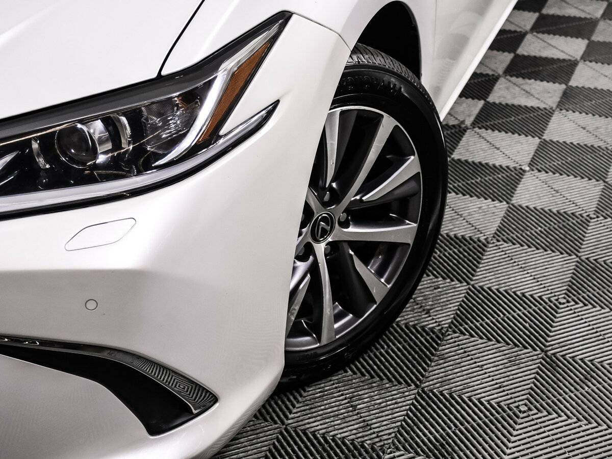 Купить Lexus ES 250, 2019, 62 321 км, фото №14