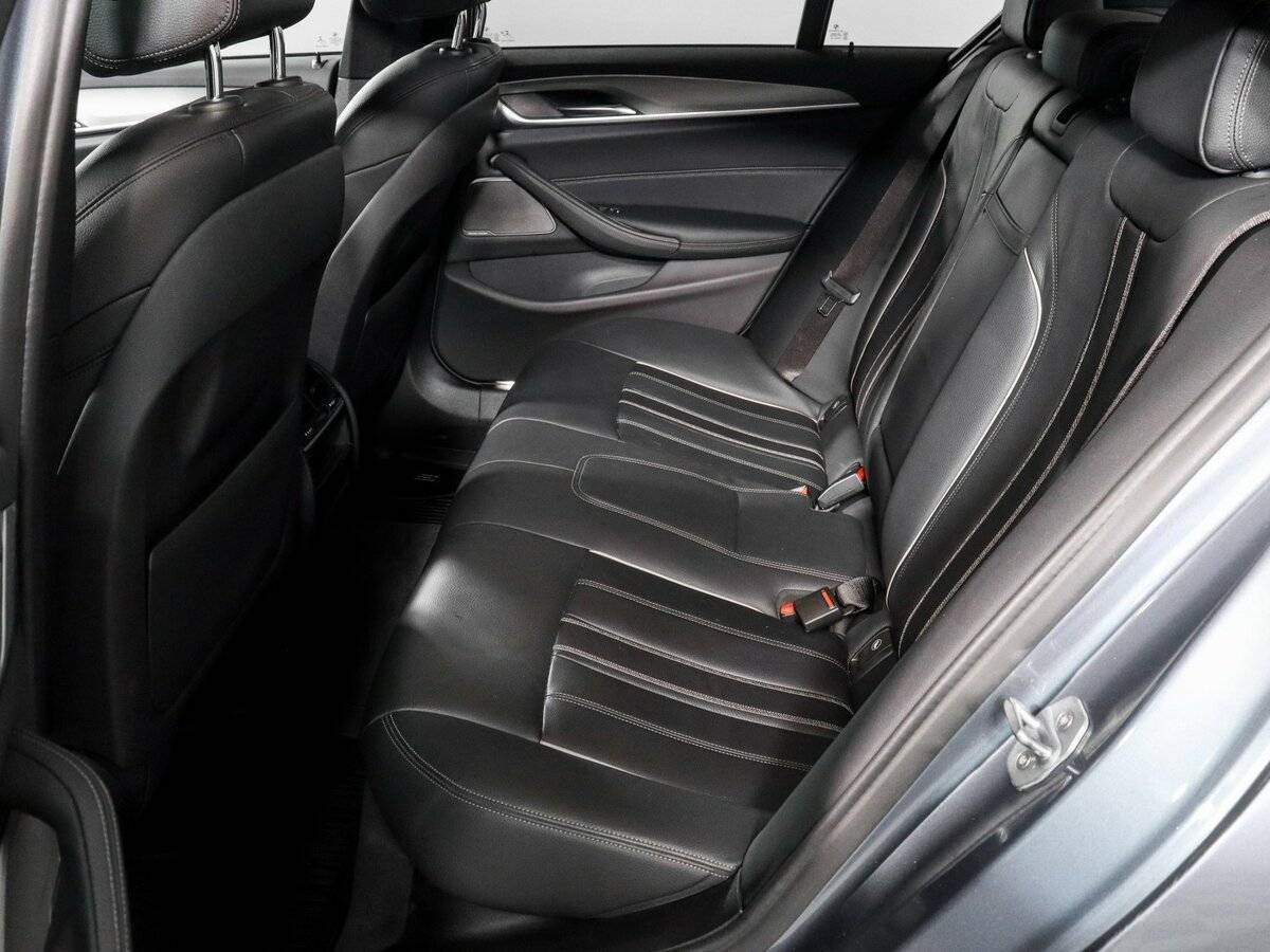 Купить BMW 5 серии 530i xDrive, 2018, 79 964 км, фото №11