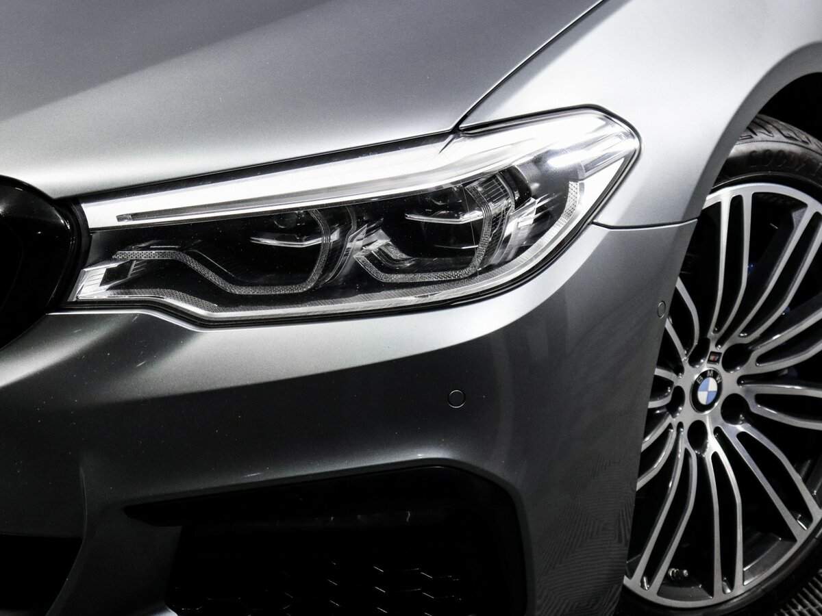 Купить BMW 5 серии 530i xDrive, 2018, 79 964 км, фото №17