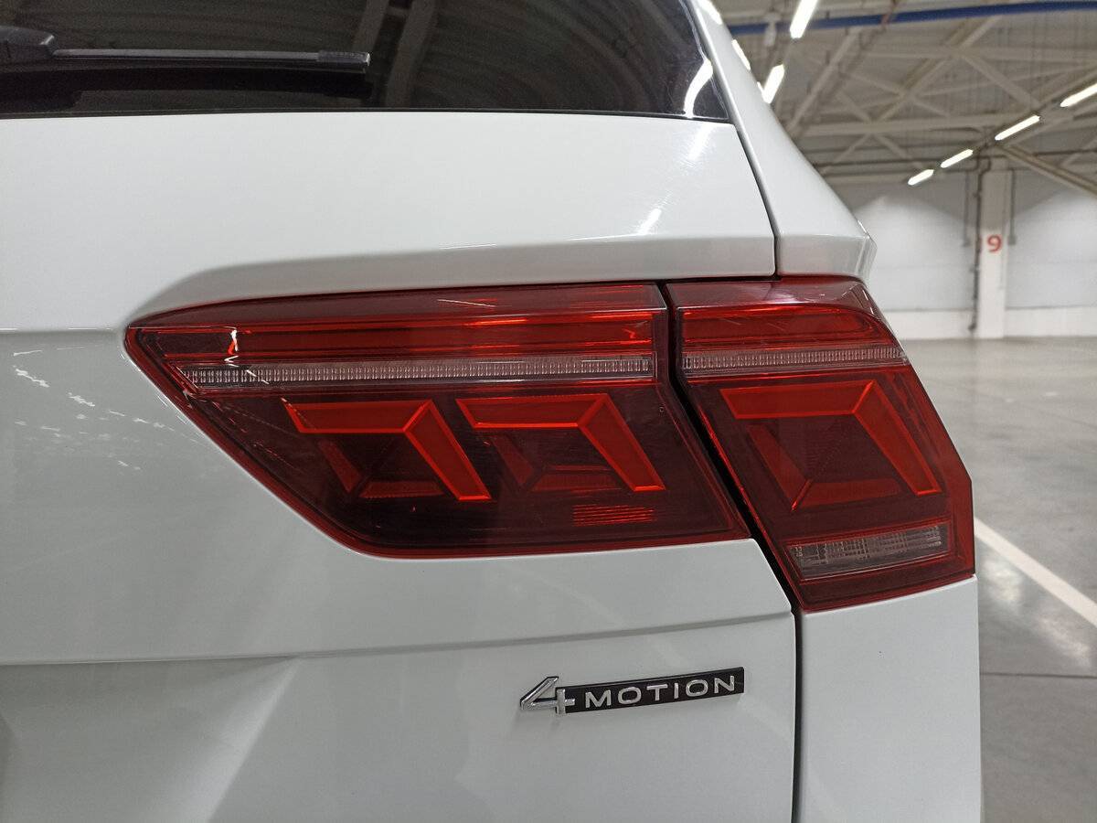 Купить Volkswagen Tiguan, 2021, 65 509 км, фото №9