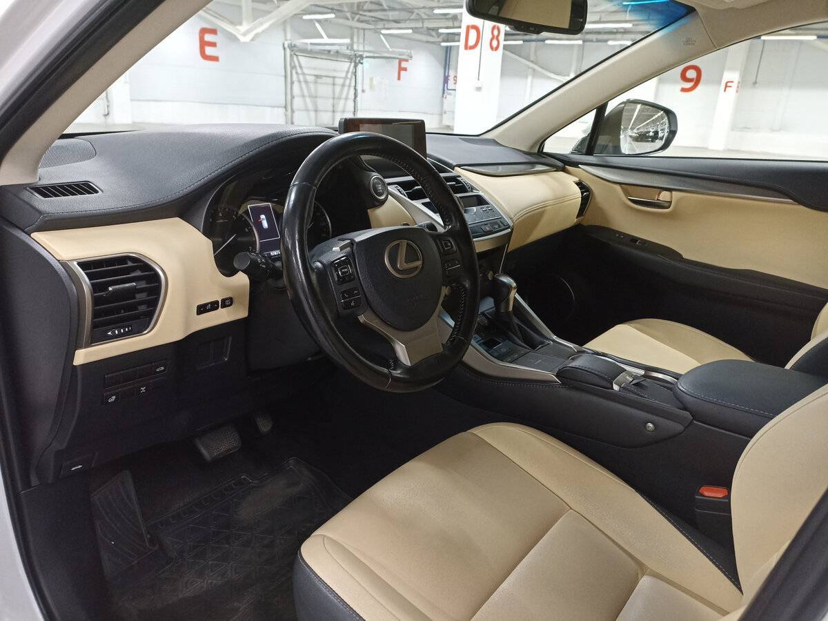 Купить Lexus NX 300, 2018, 97 871 км, фото №16