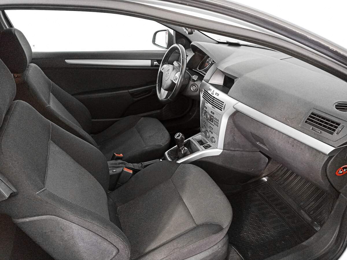 Купить Opel Astra GTC, 2011, 256 267 км, фото №10