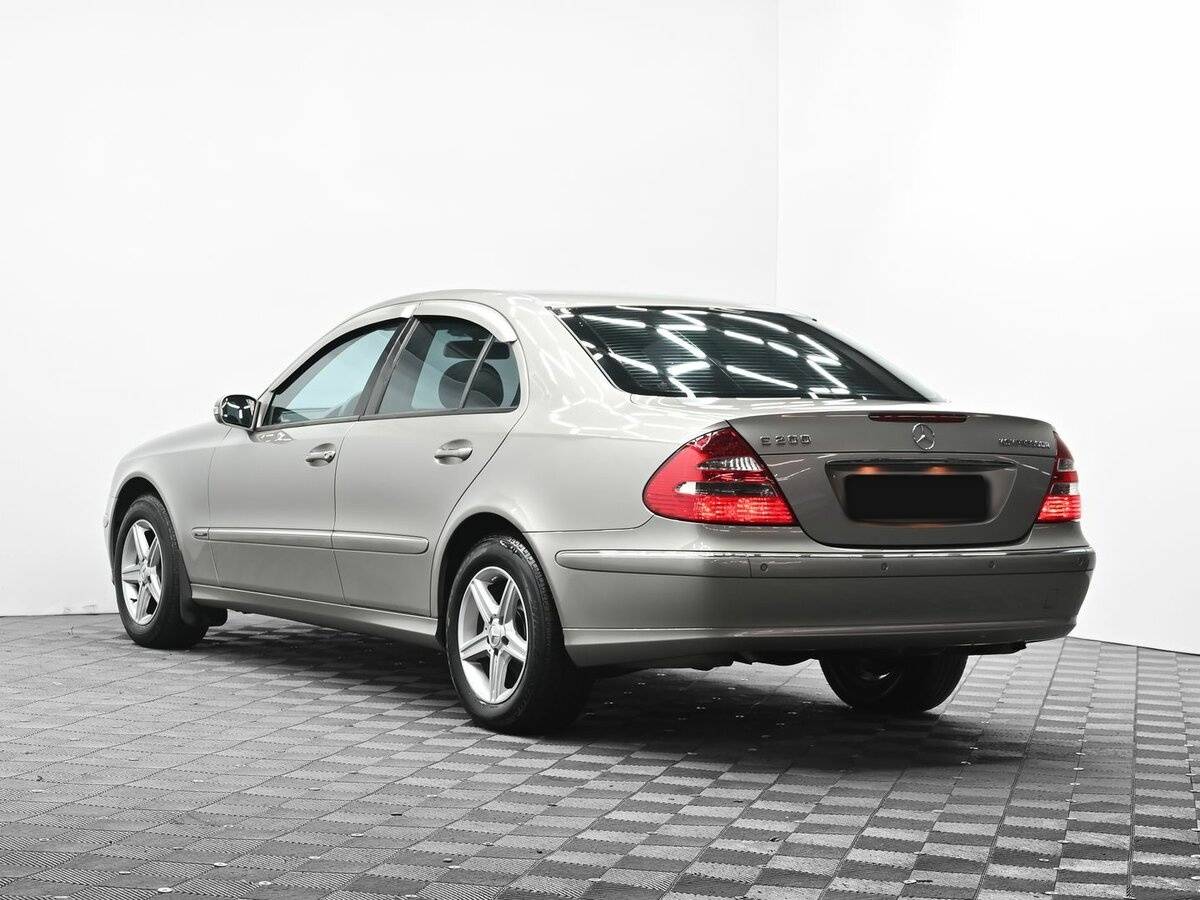 Mercedes-Benz E-Класс