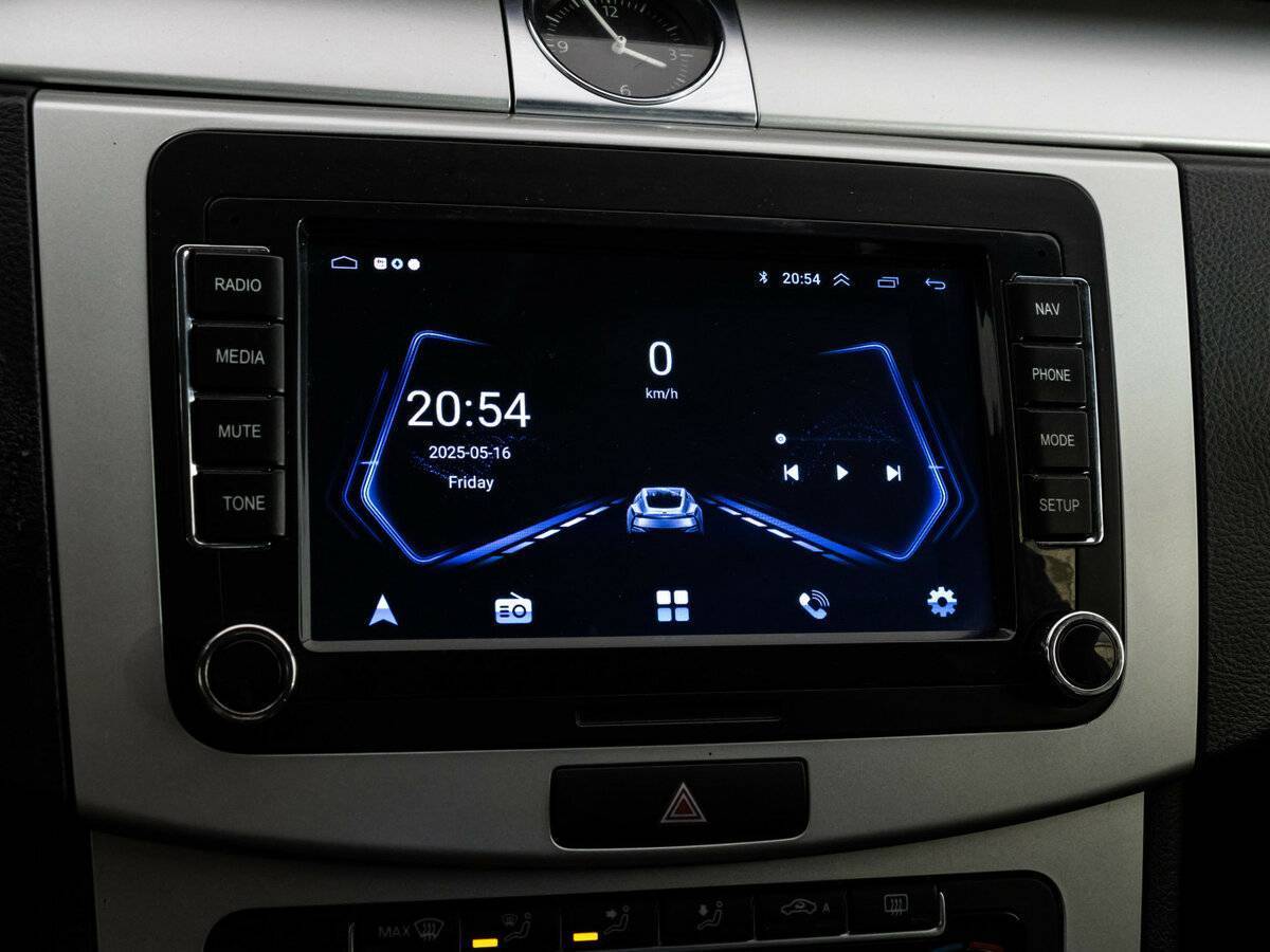 Купить Volkswagen Passat, 2011, 298 479 км, фото №11