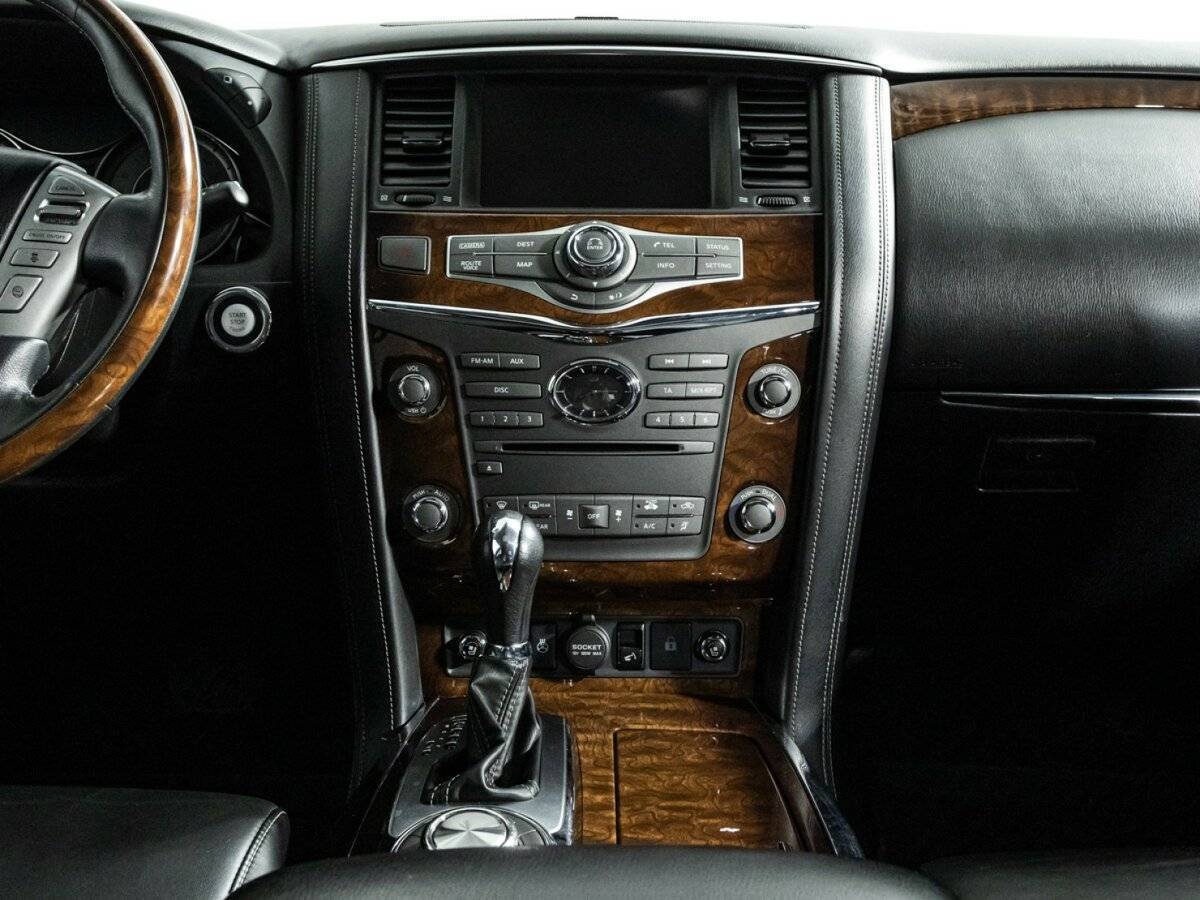 Купить Infiniti QX80, 2017, 129 877 км, фото №12