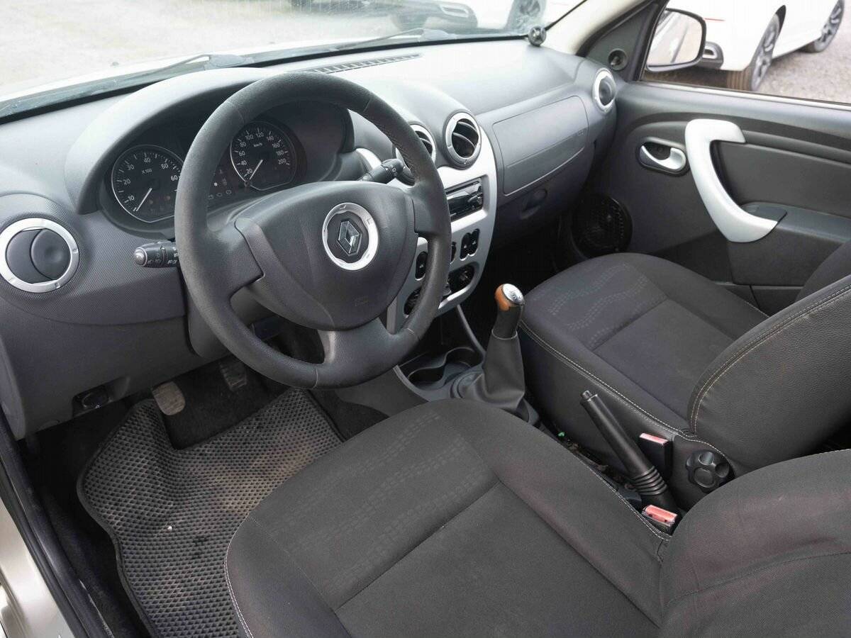 Купить Renault Sandero Stepway, 2011, 308 000 км, фото №8