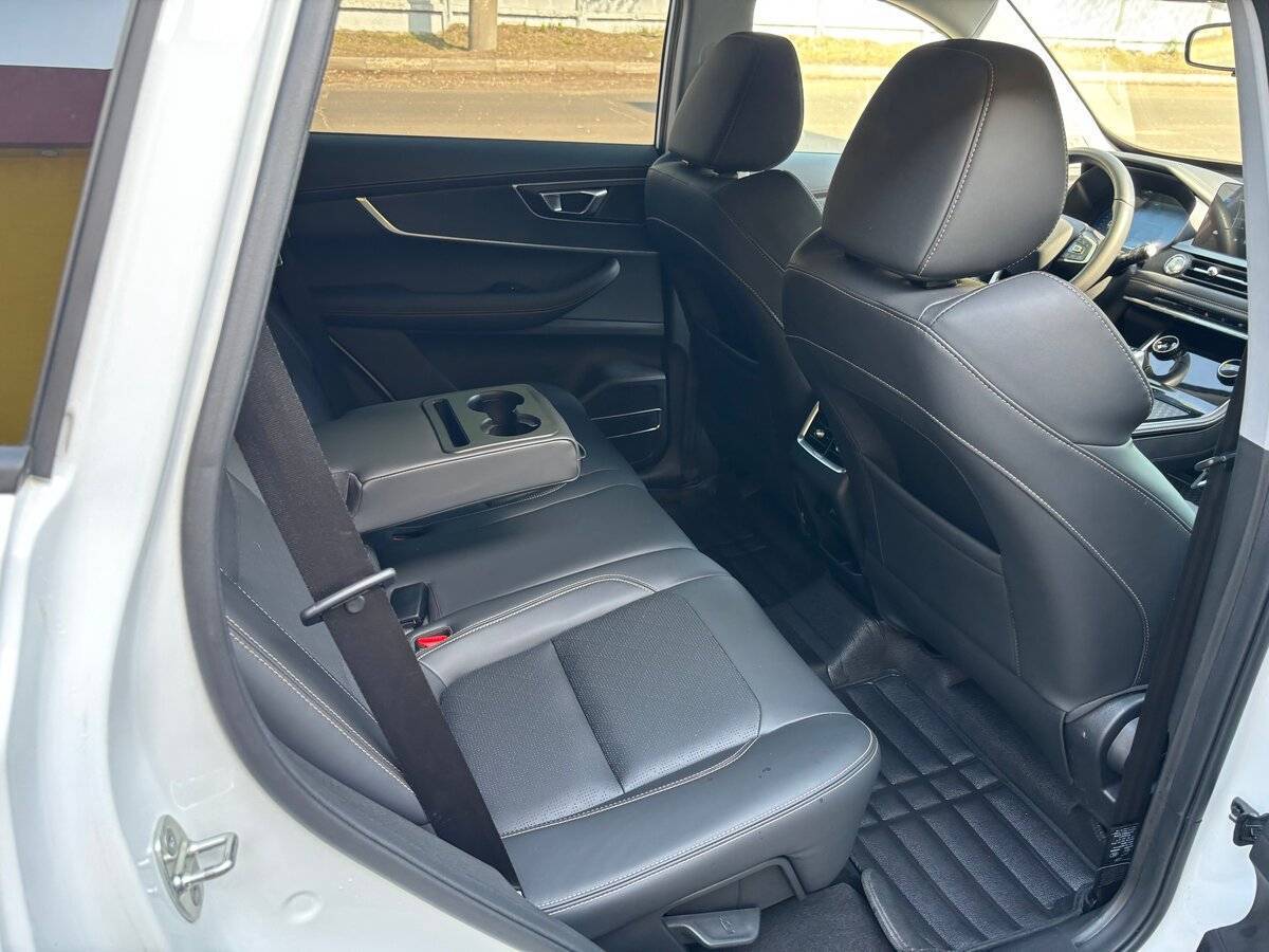 Купить Chery Tiggo 8, 2021, 32 700 км, фото №23