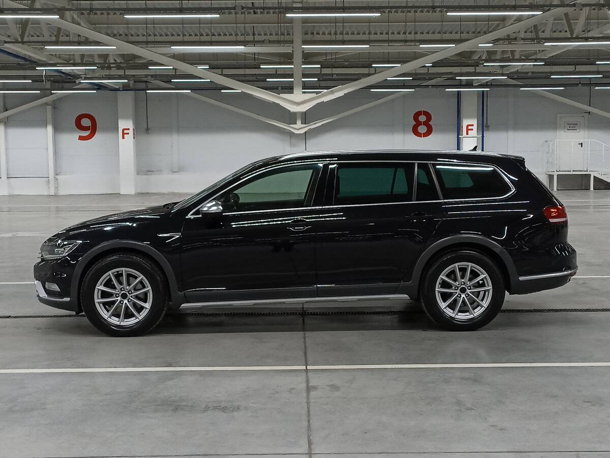Купить Volkswagen Passat Alltrack, 2018, 130 479 км, фото №8