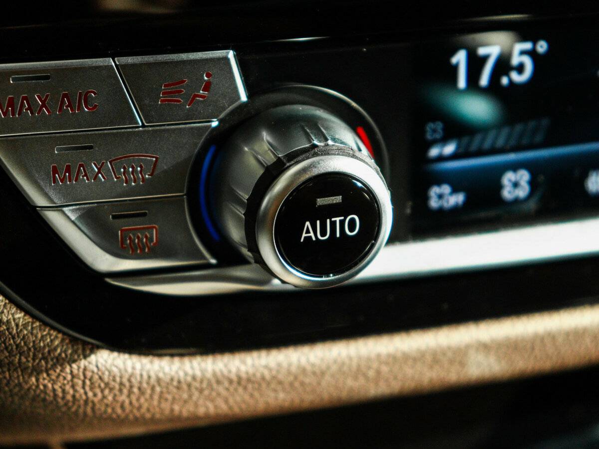 Купить BMW 5 серии 530i xDrive, 2022, 29 885 км, фото №32