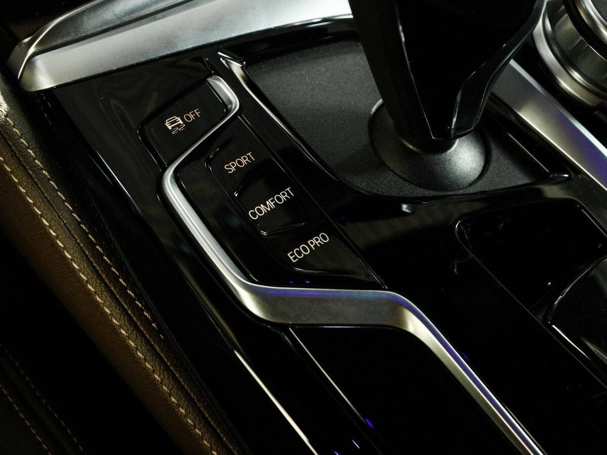 Купить BMW 5 серии 530i xDrive, 2022, 29 885 км, фото №35