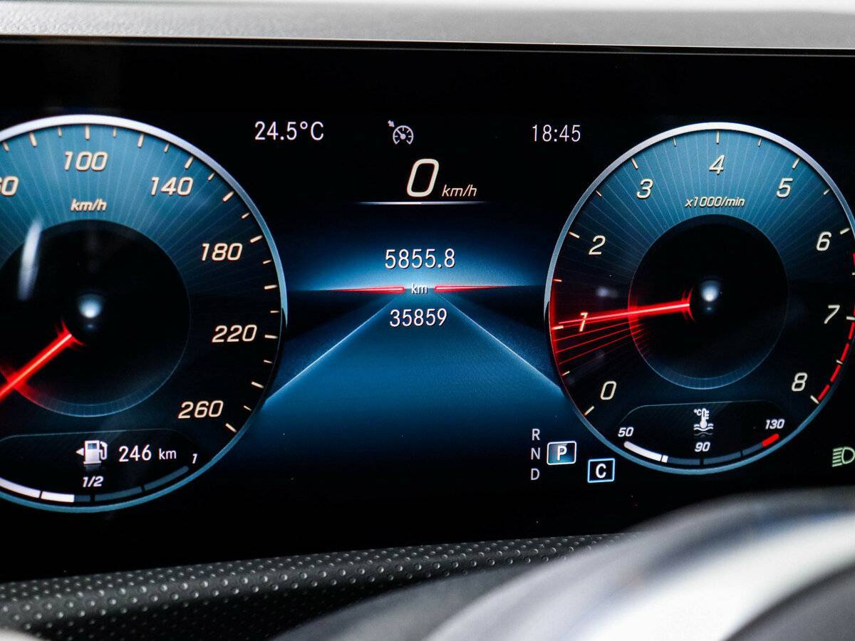 Купить Mercedes-Benz CLA 200, 2021, 35 909 км, фото №11