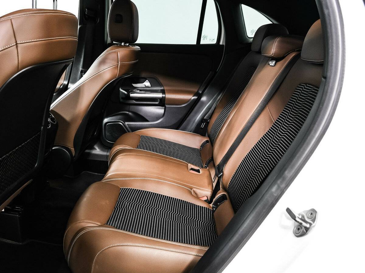 Купить Mercedes-Benz GLA 200, 2020, 74 331 км, фото №14