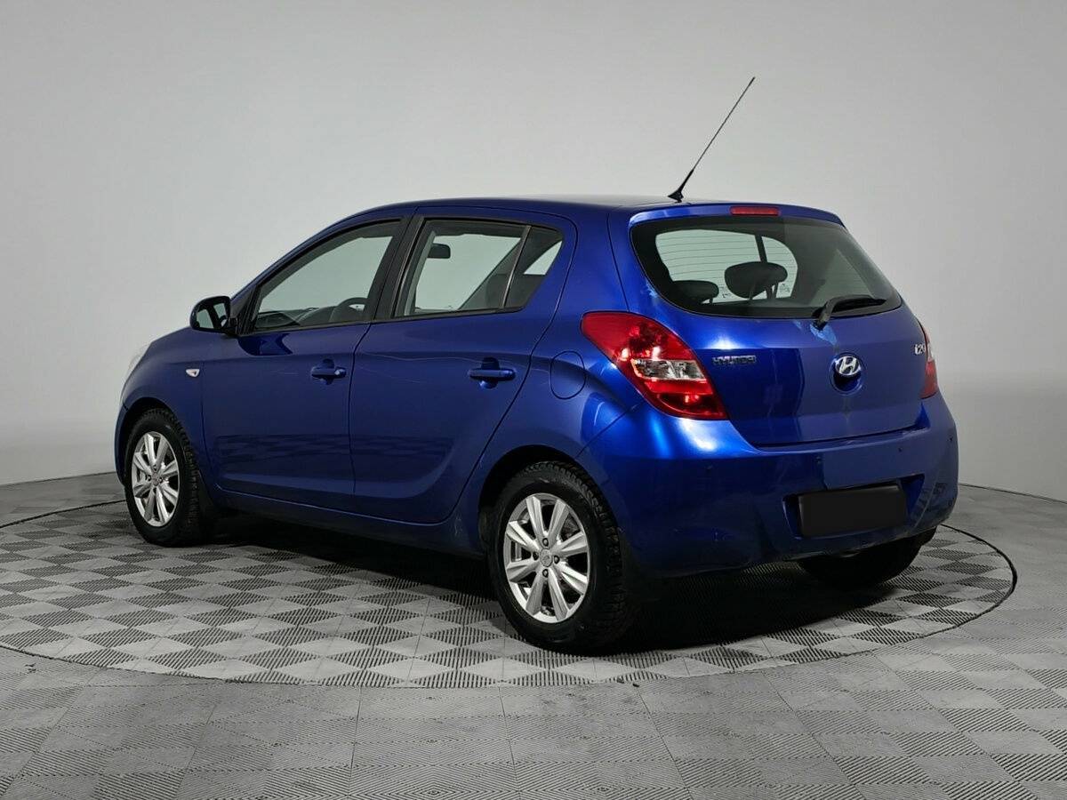 Купить Hyundai i20, 2010, 158 300 км, фото №6