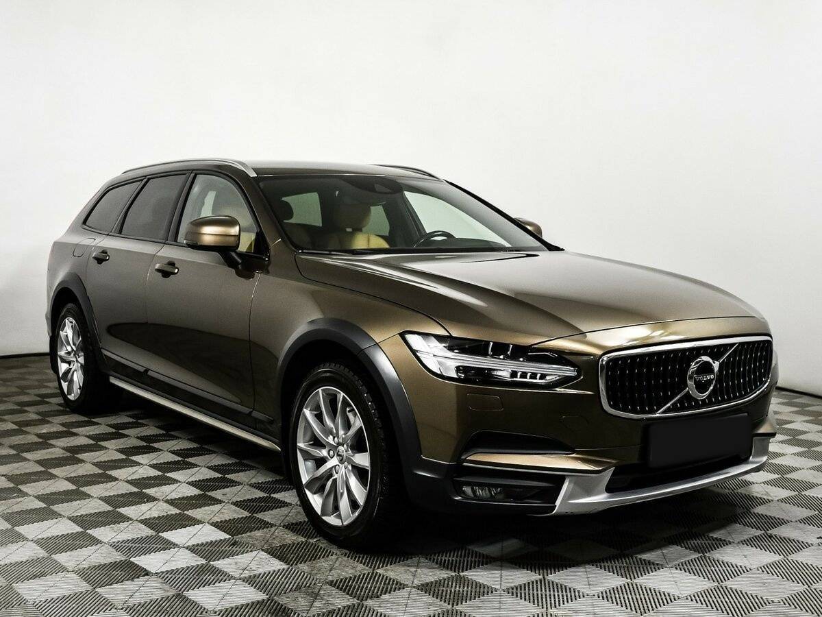 Volvo V90 Cross Country