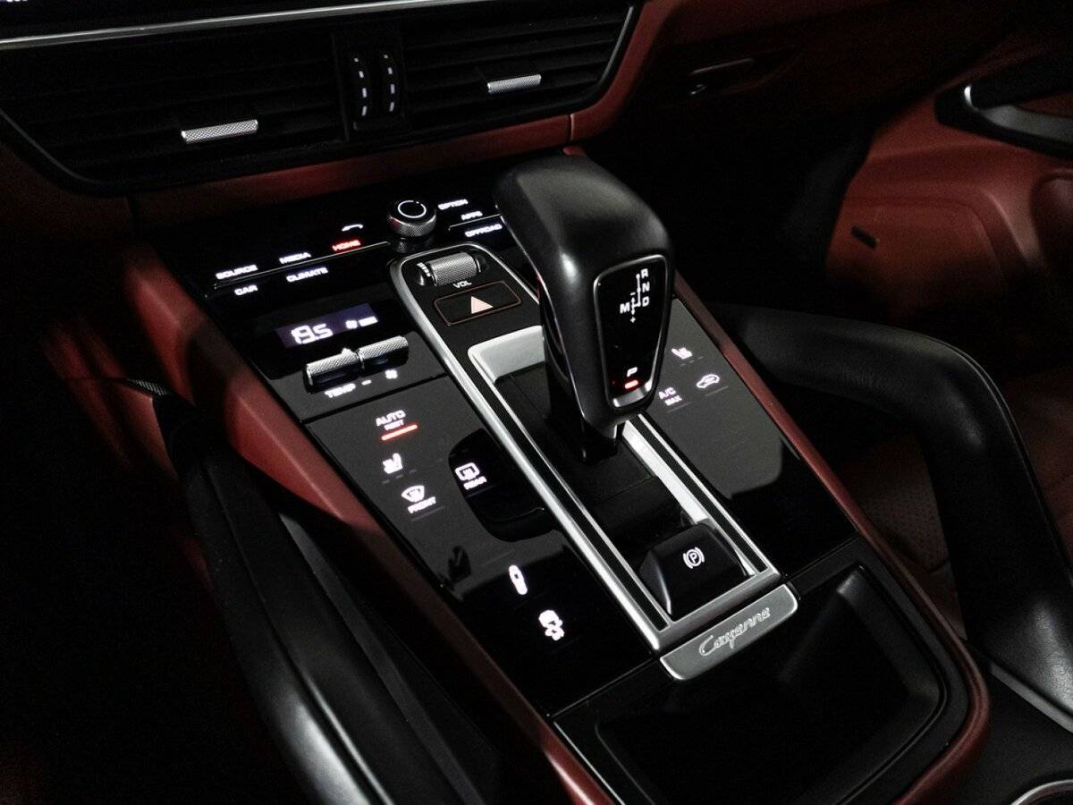 Купить Porsche Cayenne, 2018, 104 000 км, фото №25