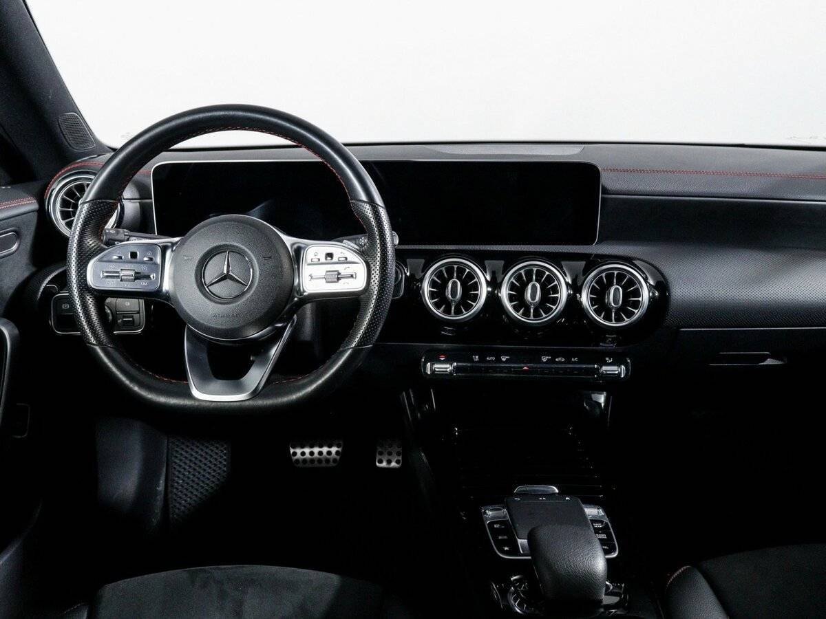 Купить Mercedes-Benz CLA 200, 2019, 31 090 км, фото №9