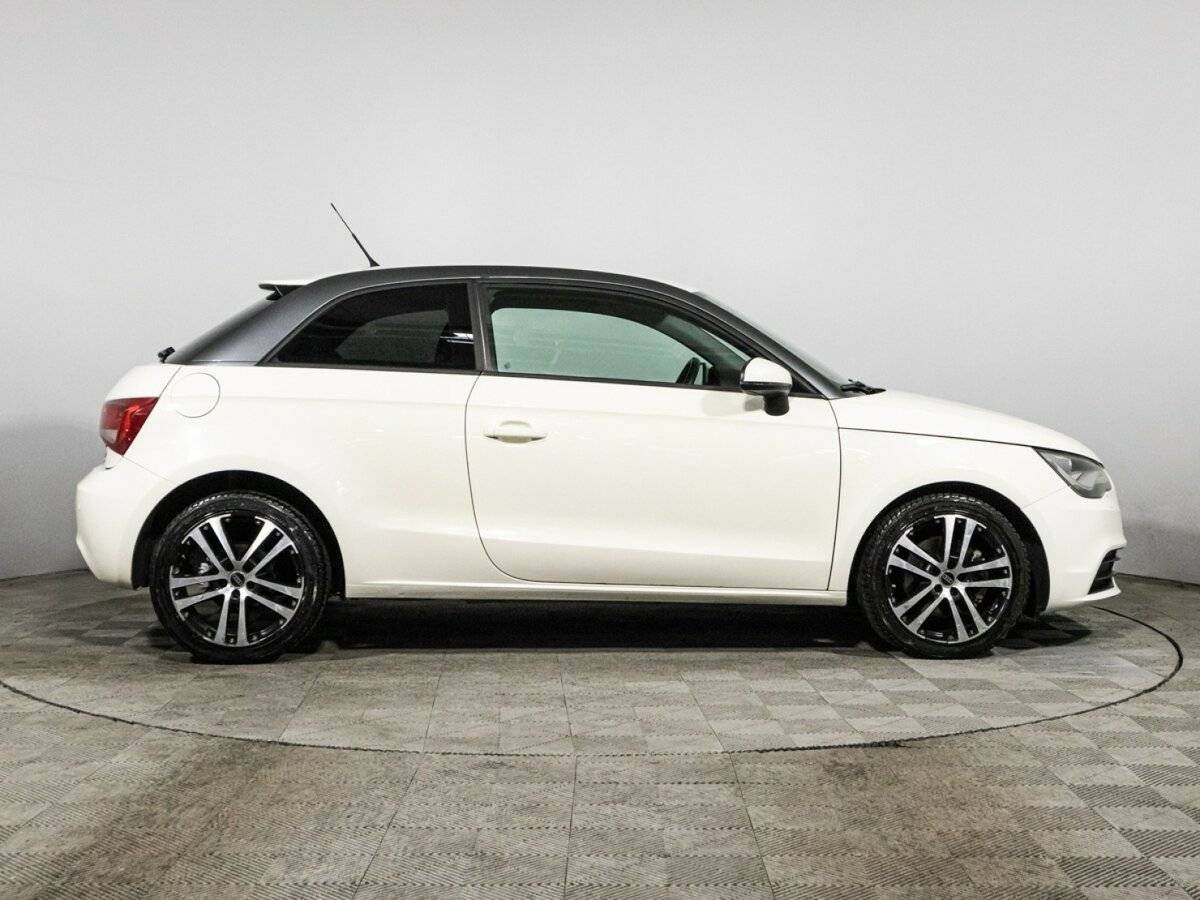 Купить Audi A1, 2010, 178 850 км, фото №4