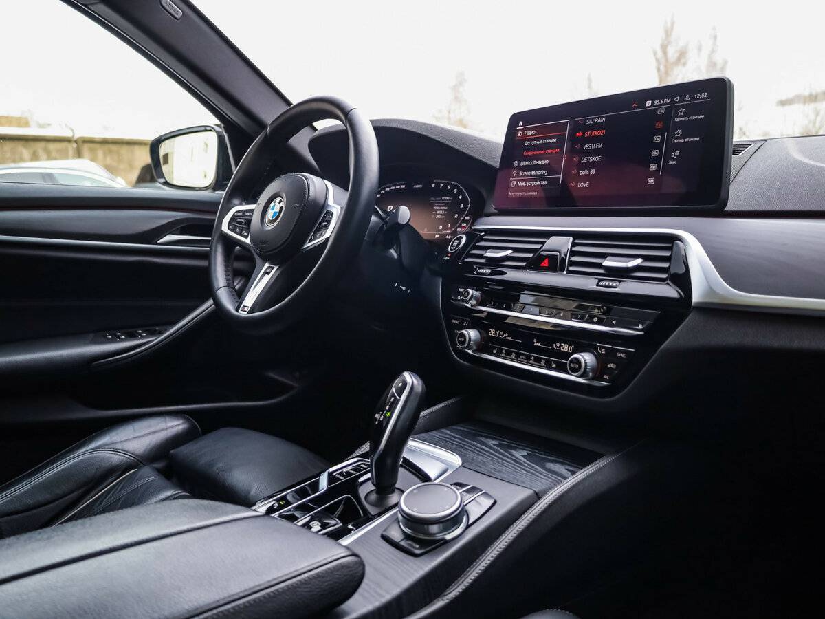 Купить BMW 5 серии 520d xDrive, 2021, 124 100 км, фото №12