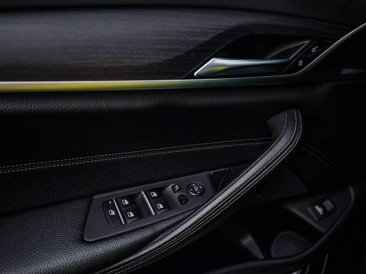 Купить BMW 5 серии 520d xDrive, 2021, 124 100 км, фото №25