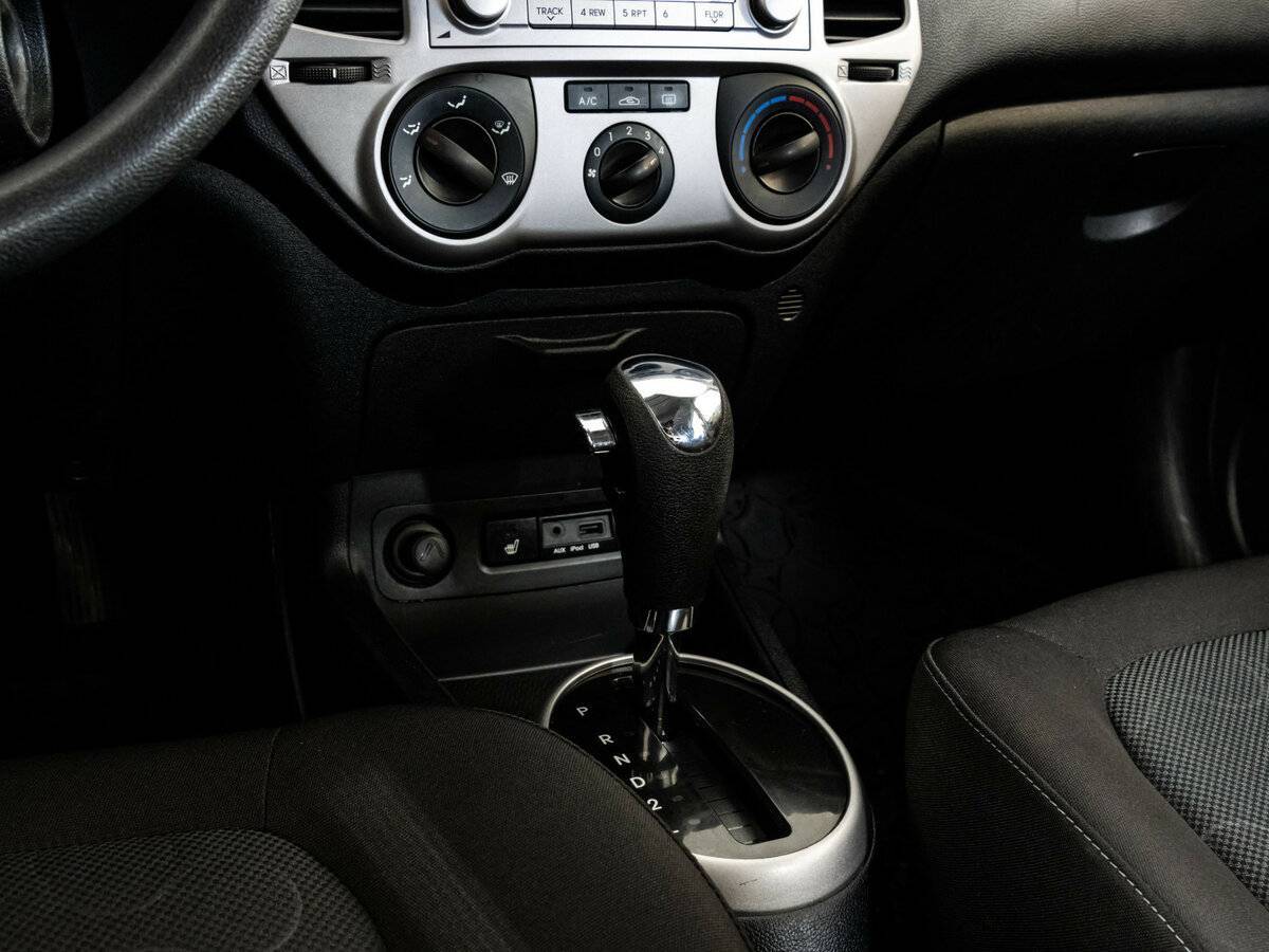 Купить Hyundai i20, 2010, 75 000 км, фото №11