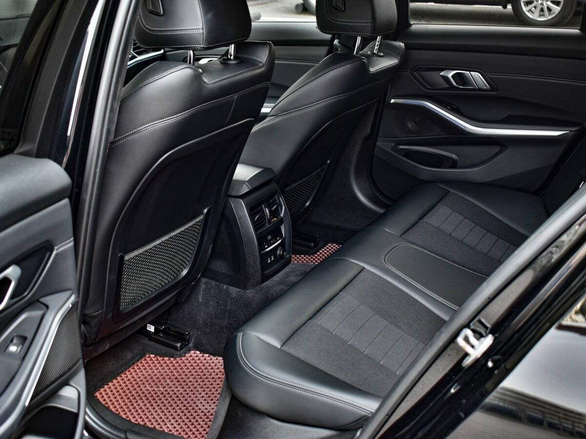 Купить BMW 3 серии 318d, 2020, 84 000 км, фото №13