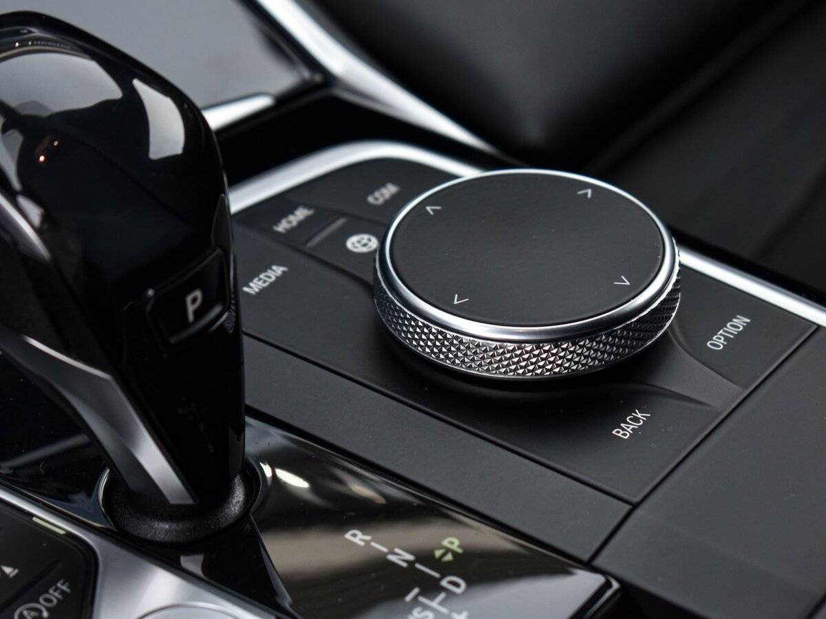 Купить BMW 3 серии 318d, 2020, 84 000 км, фото №18