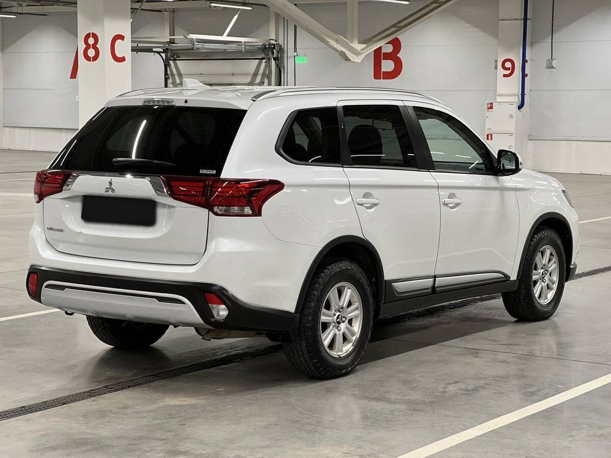 Купить Mitsubishi Outlander, 2021, 61 052 км, фото №5