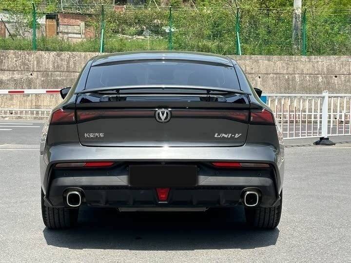 Купить Changan UNI-V, 2022, 17 300 км, фото №6