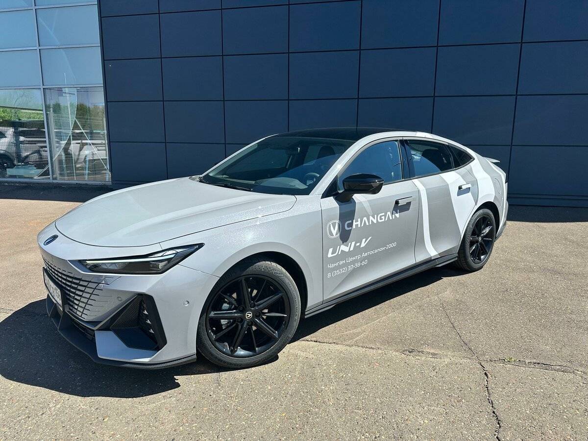Changan UNI-V