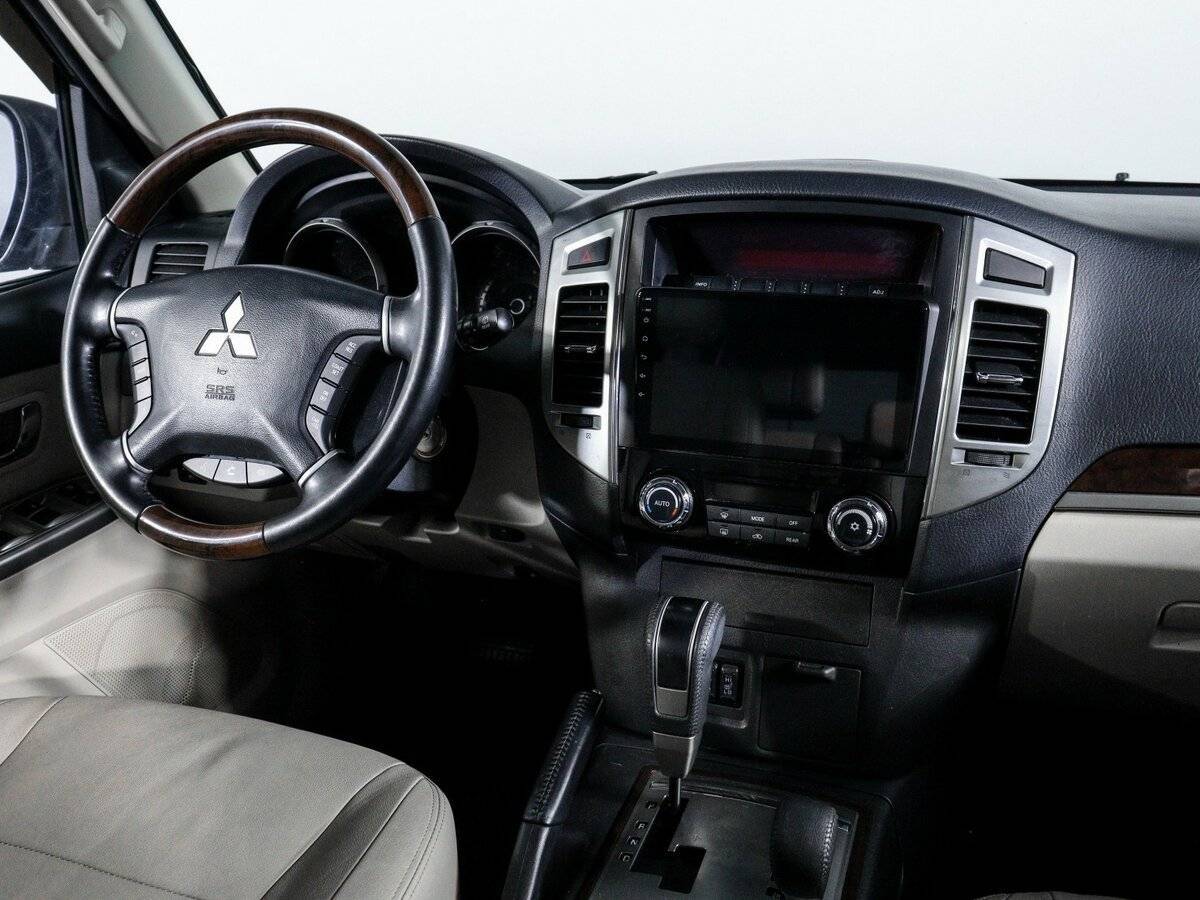 Купить Mitsubishi Pajero, 2017, 93 675 км, фото №9