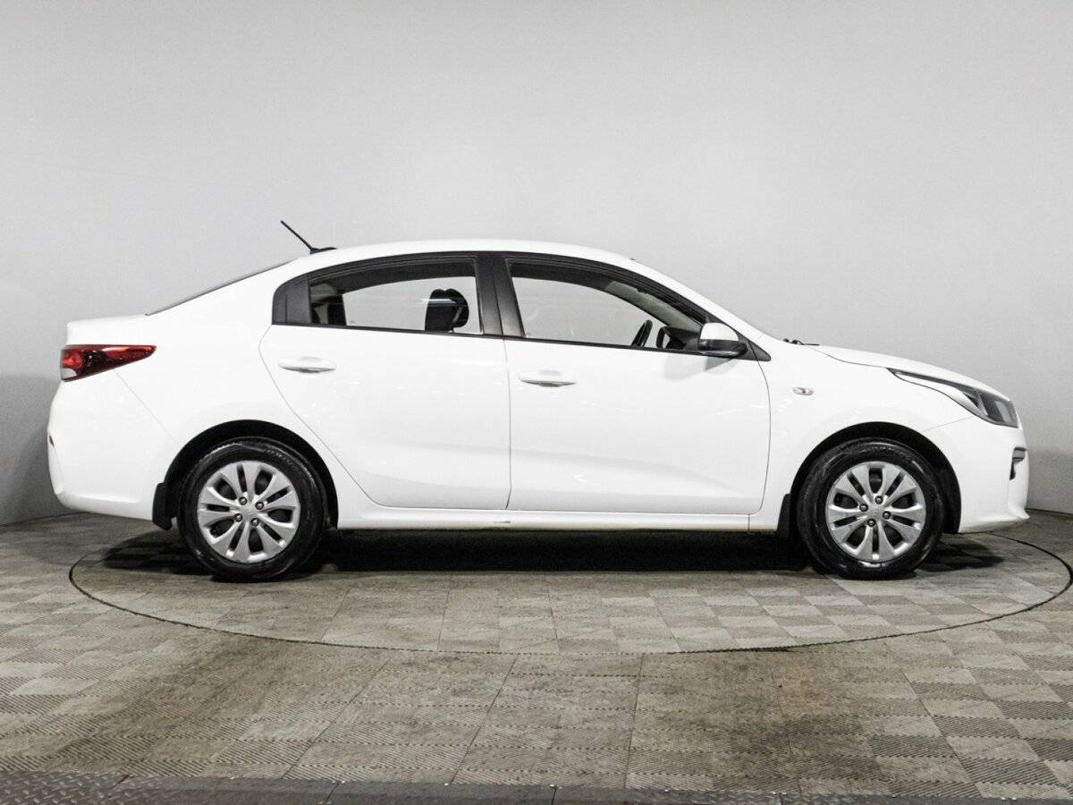 Купить Kia Rio, 2018, 88 406 км, фото №4