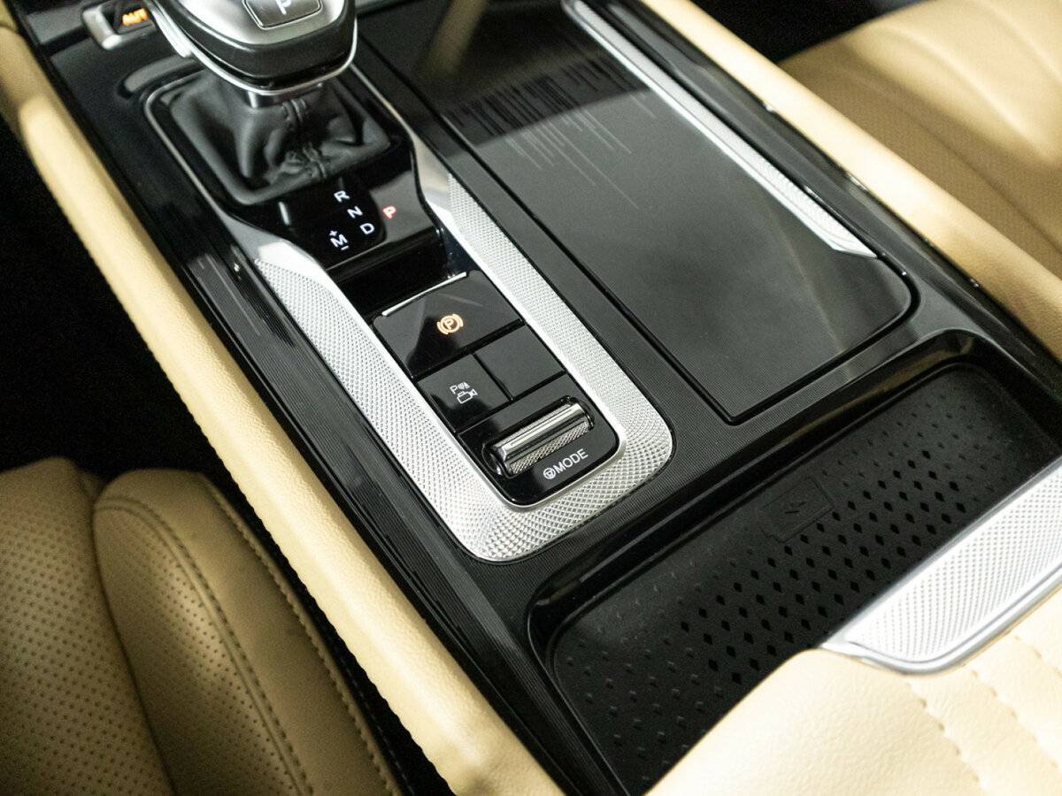 Купить Hongqi H5, 2023, 41 466 км, фото №21