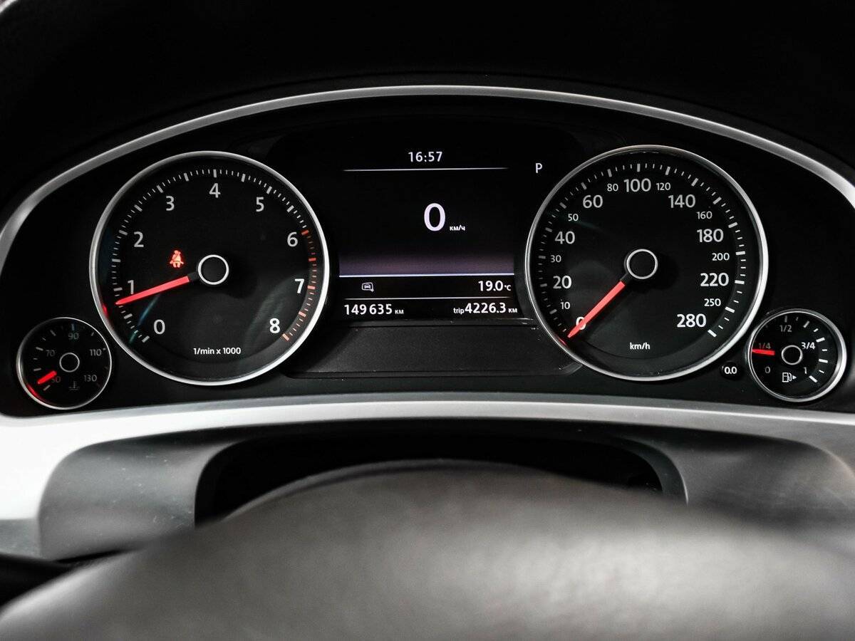 Купить Volkswagen Touareg, 2015, 149 634 км, фото №10