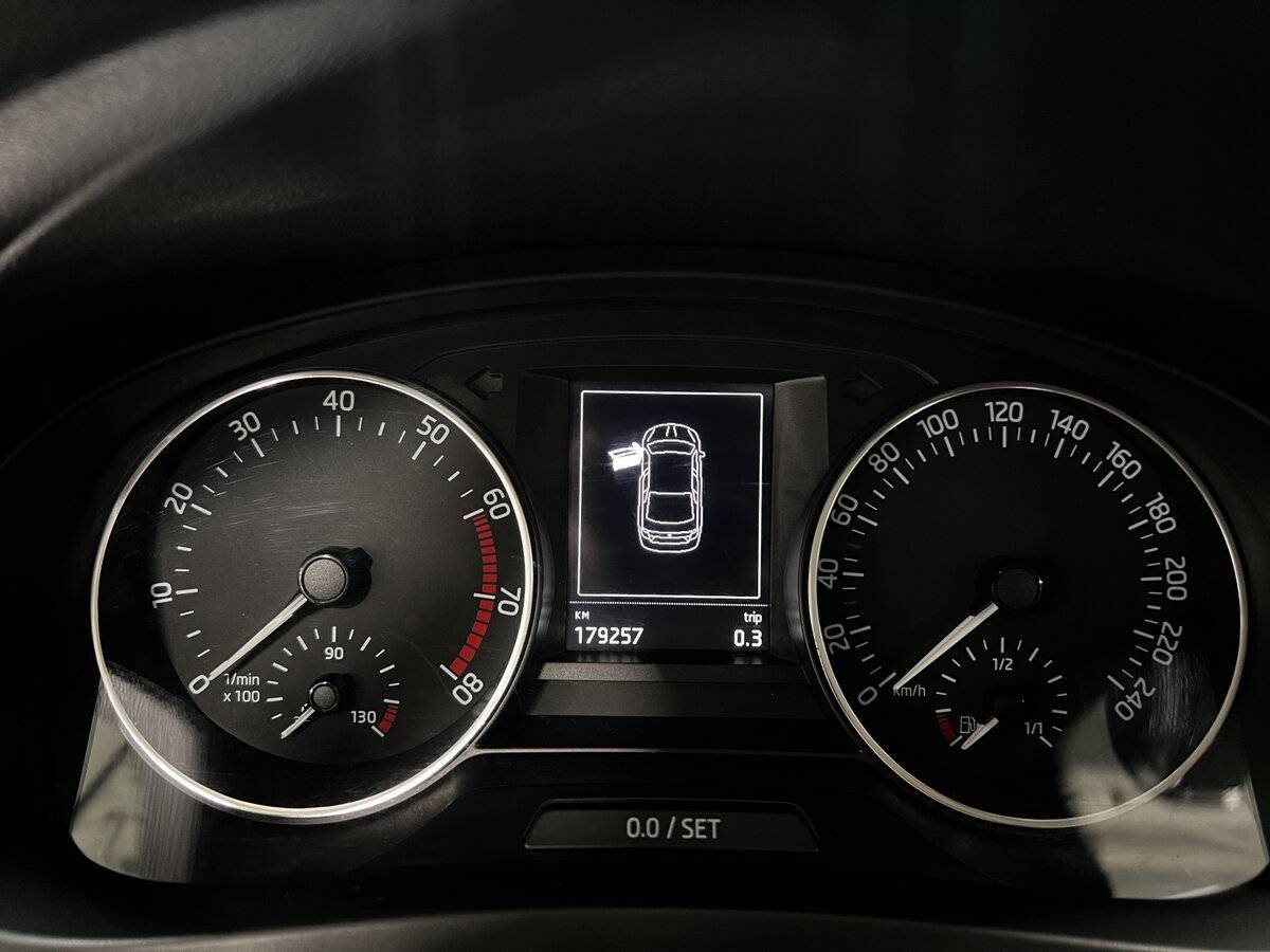 Купить Skoda Rapid, 2016, 179 257 км, фото №13