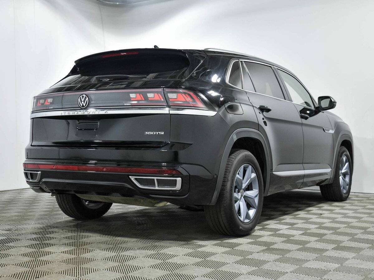 Купить Volkswagen Teramont X, 2023, 6 000 км, фото №4