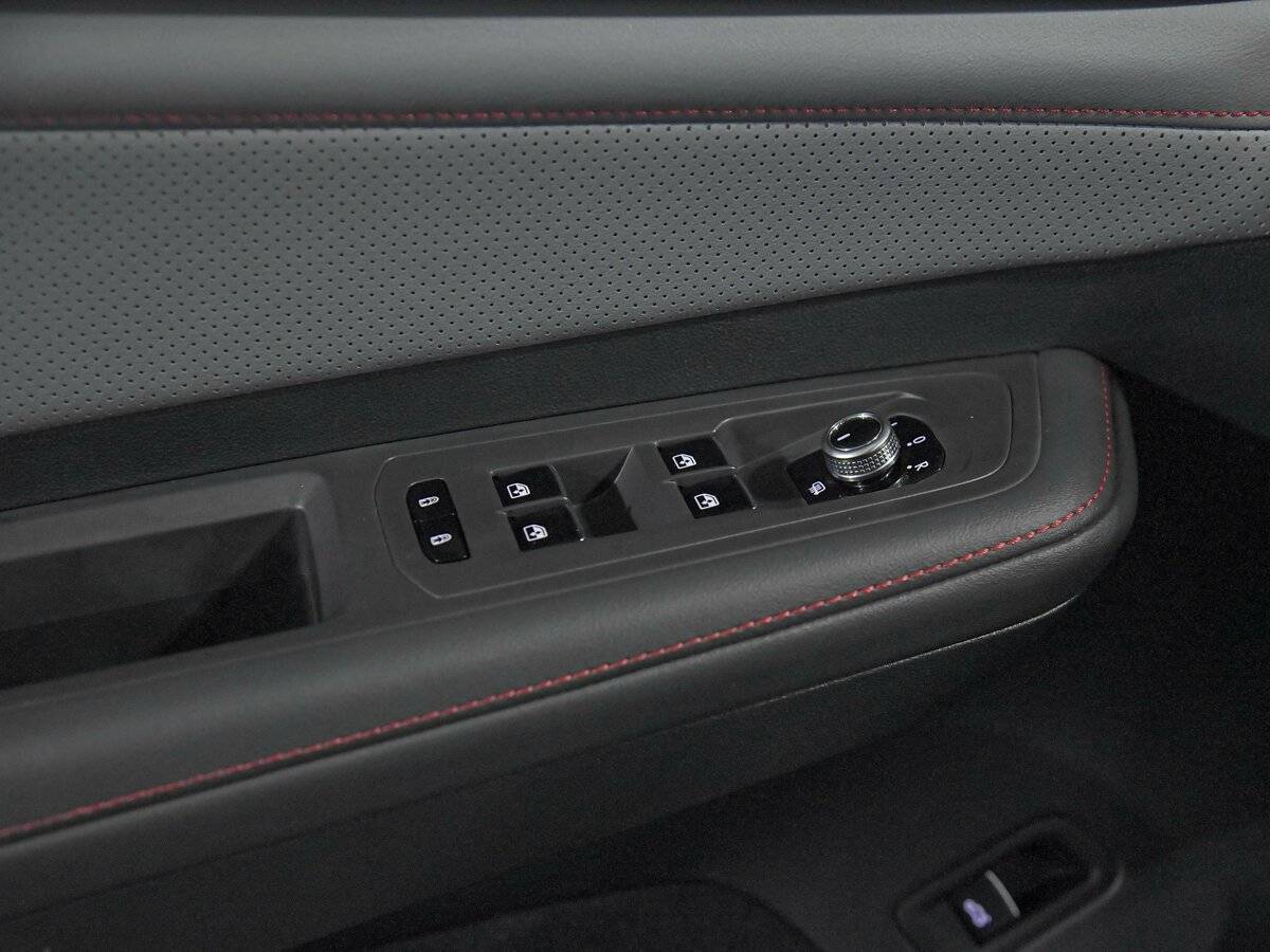 Купить Volkswagen Teramont X, 2023, 6 000 км, фото №15