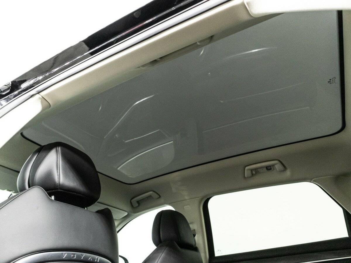 Купить Voyah Free EVR, 2022, 28 370 км, фото №24