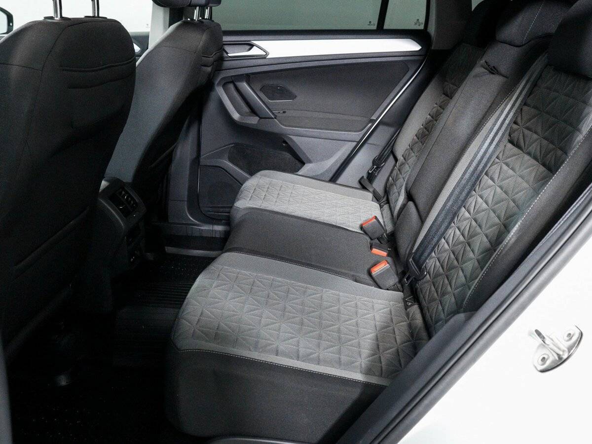 Купить Volkswagen Tiguan, 2021, 21 000 км, фото №10