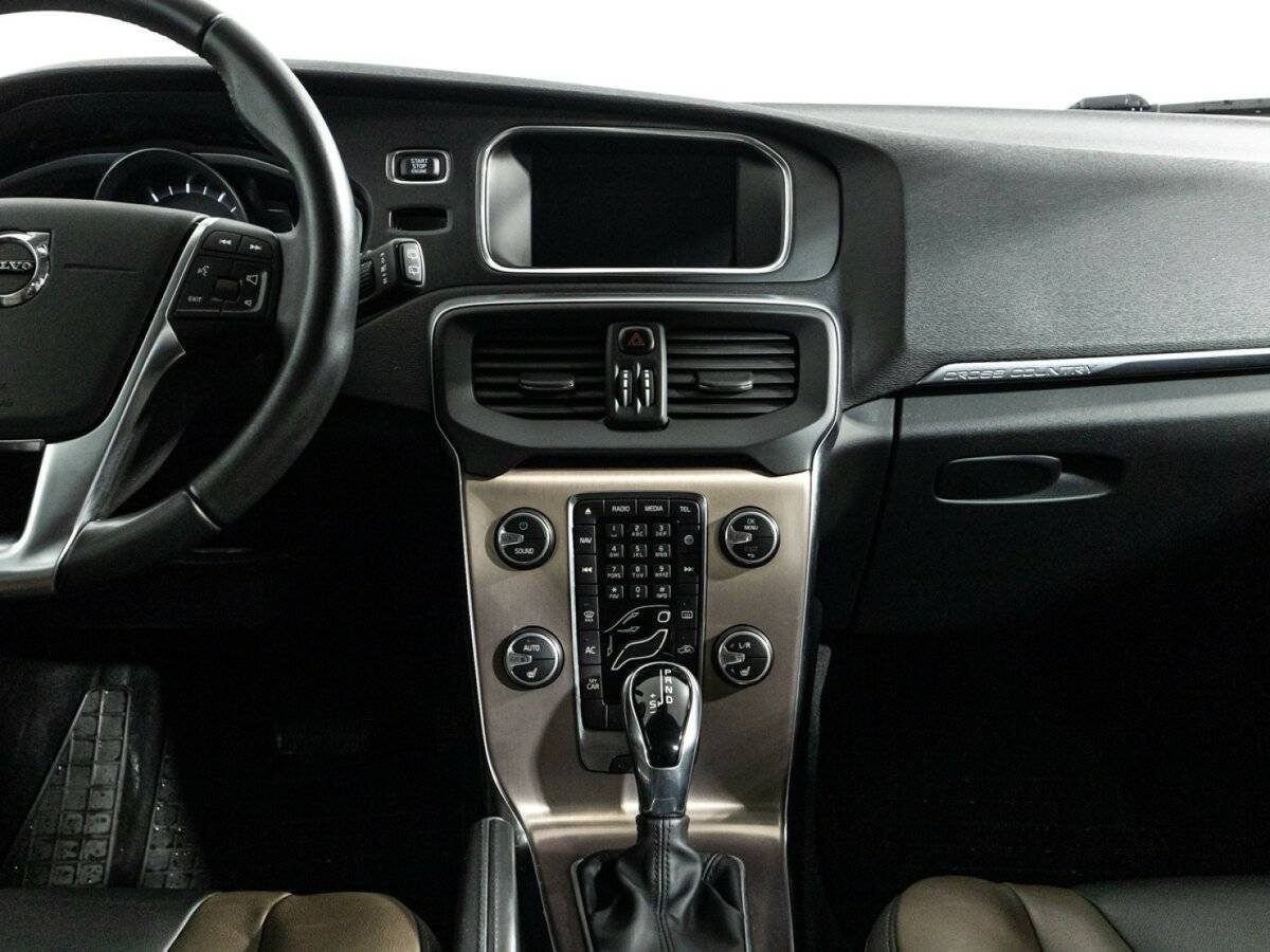 Купить Volvo V40 Cross Country, 2019, 51 192 км, фото №14