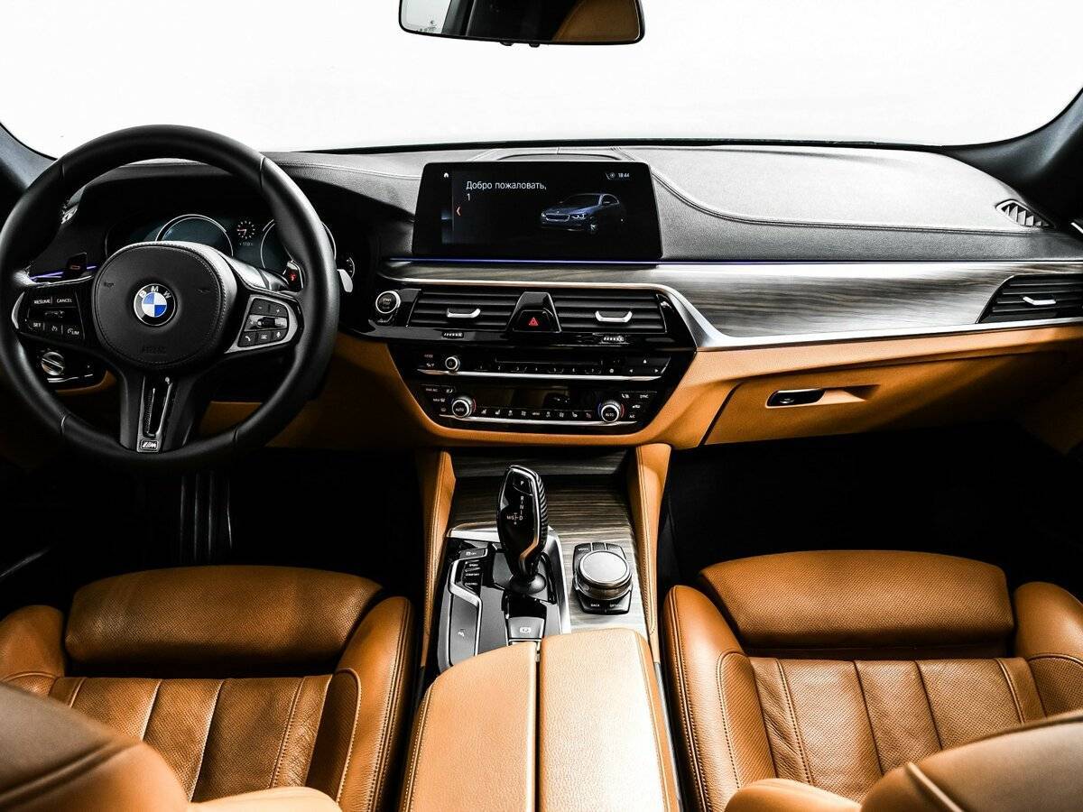 Купить BMW 5 серии 530i xDrive, 2018, 156 499 км, фото №11