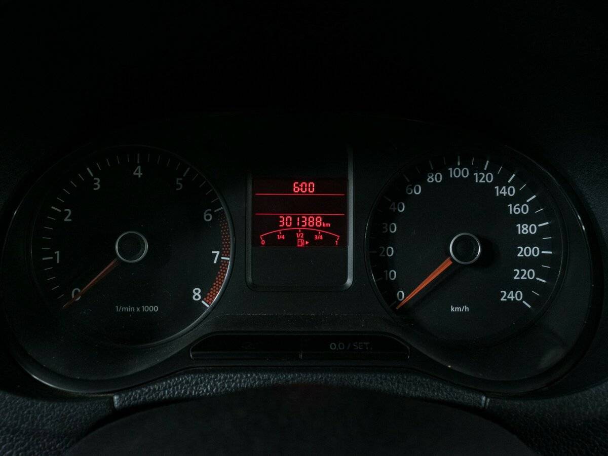 Купить Volkswagen Polo, 2011, 301 384 км, фото №11